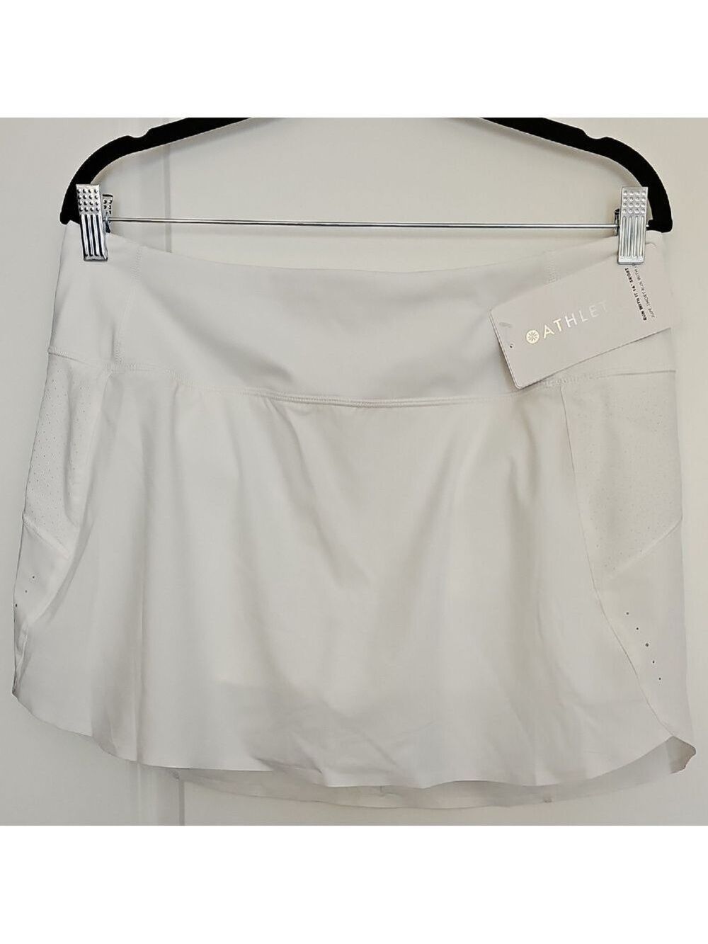 NWT Athleta Run With It Skort 14"
